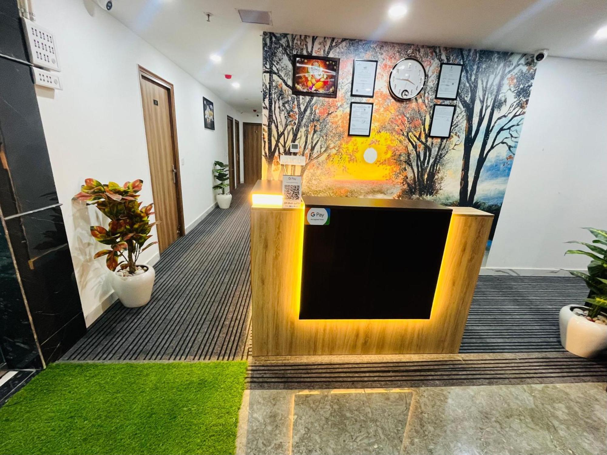 Townhouse Happy Habitat Guest House Greater Noida Exteriör bild